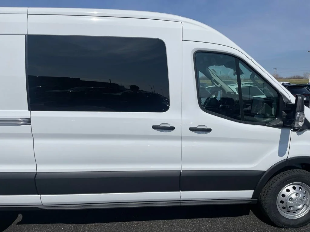 New 2026 Oxford White Ford Cargo Van image 30