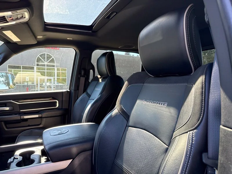 Used 2019 Black Ram Laramie image 22
