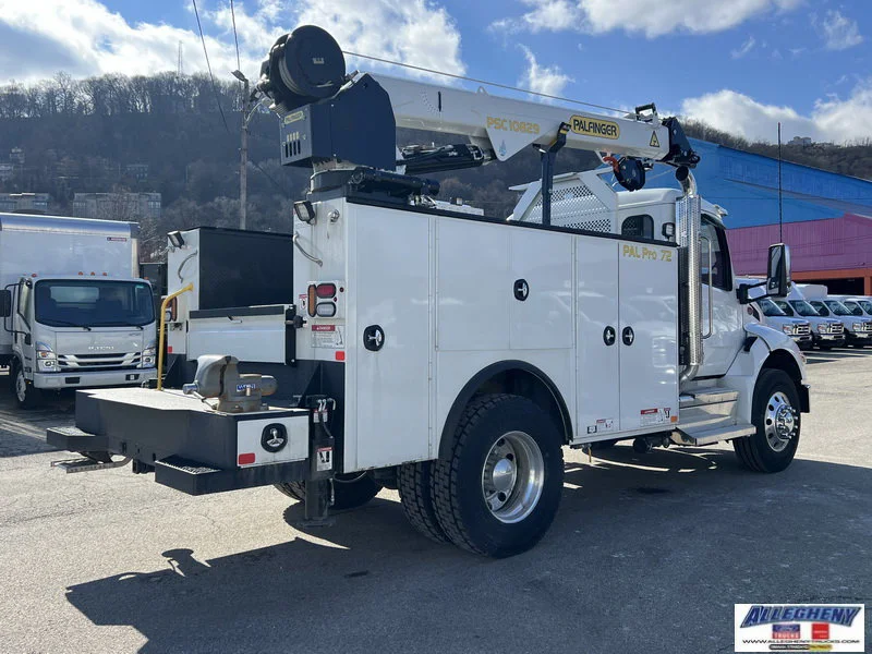 New 2025 White Peterbilt  image 6