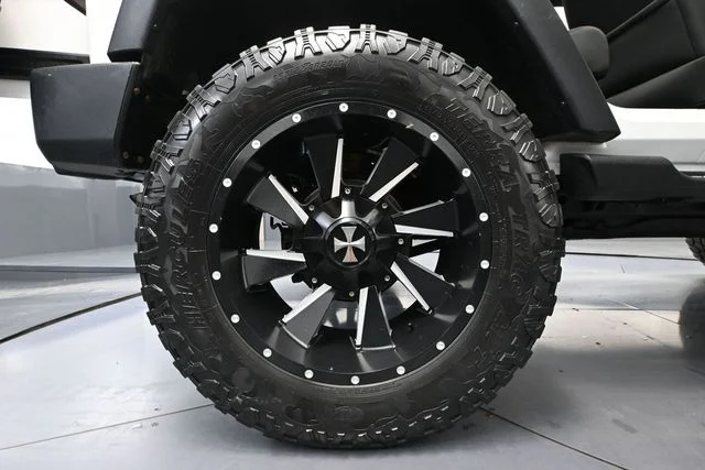 2012 Jeep Wrangler Unlimited Rubicon - Photo 15