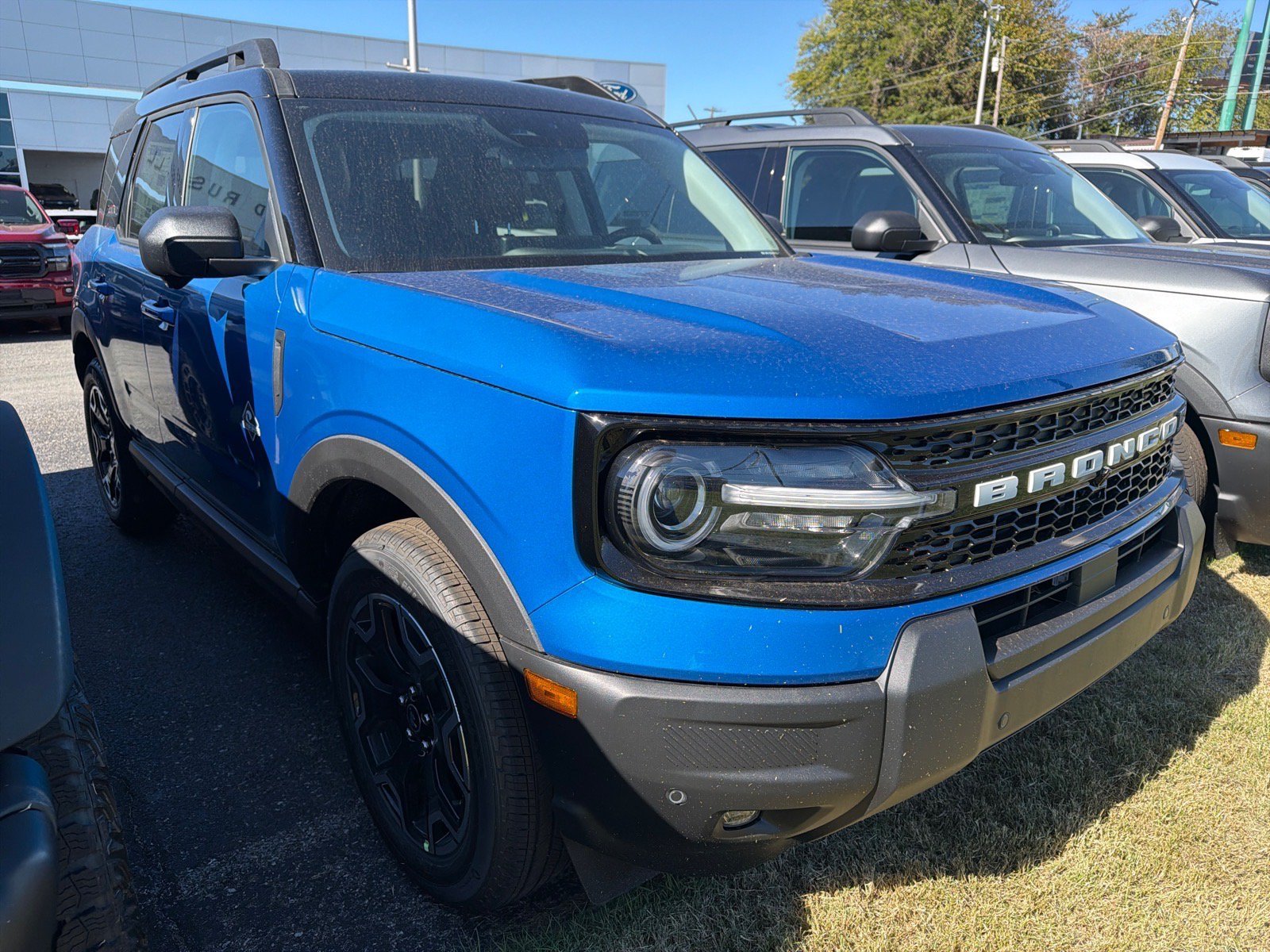 New 2026 Velocity Blue Metallic Ford Outer Banks® image 2