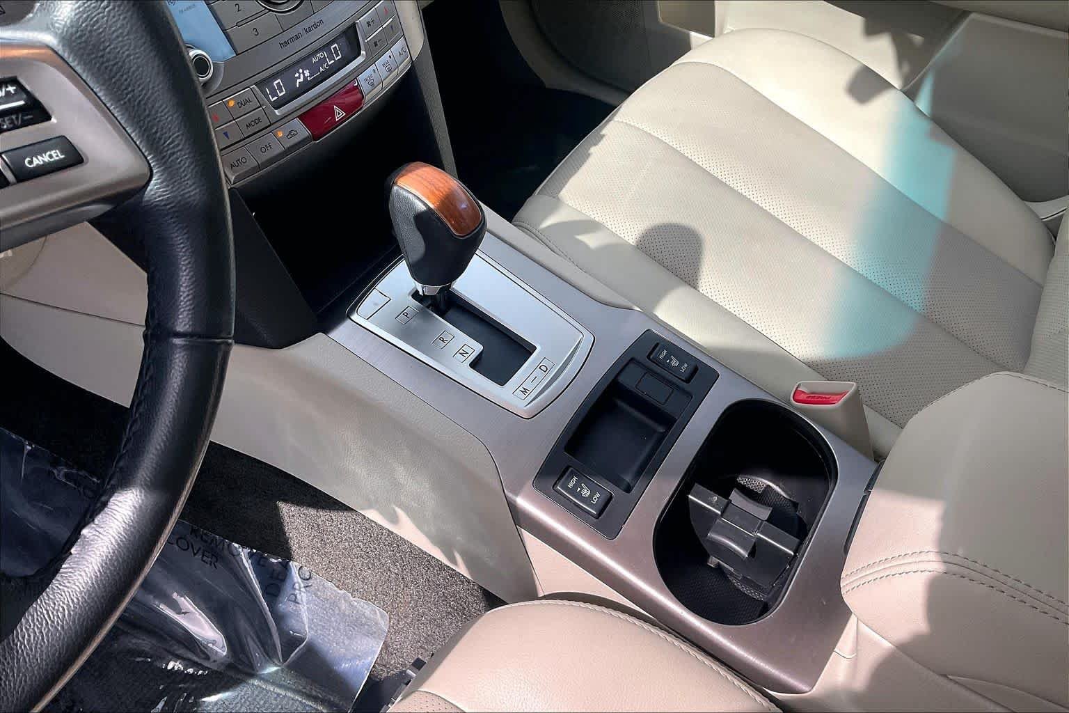 Used 2014 Twilight Blue Metallic Subaru 2.5i Limited image 17