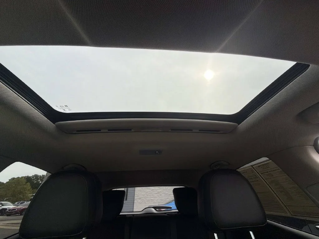 Used 2019 Red Buick Sport Touring image 13