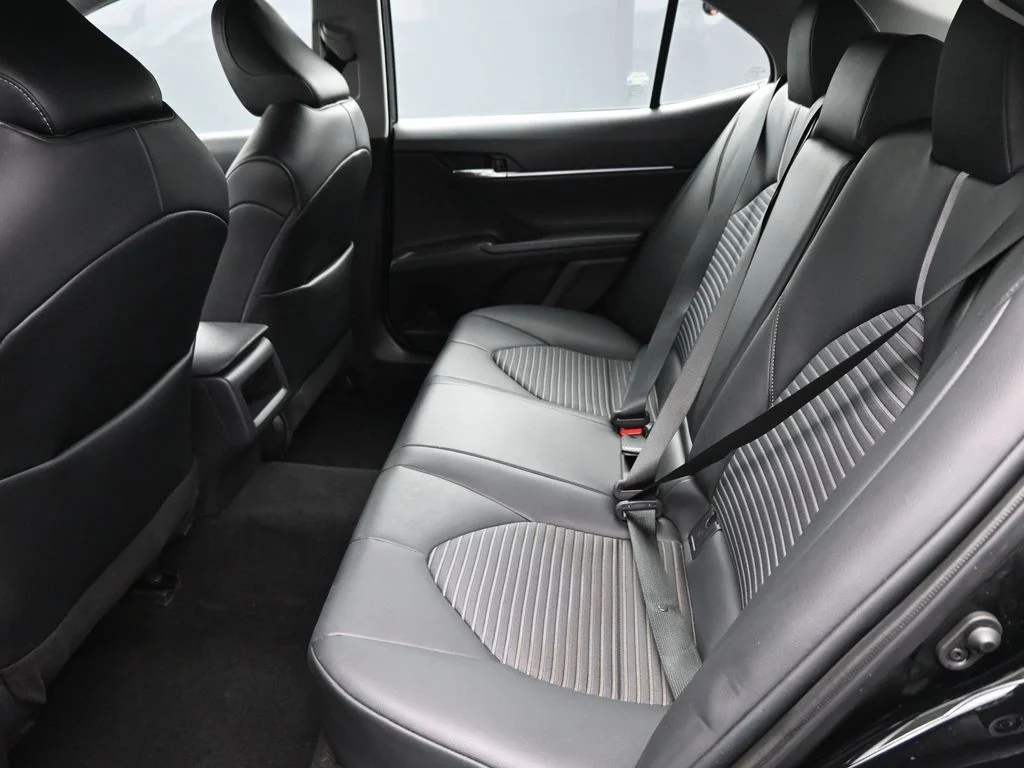 Used 2022 Black Toyota SE Nightshade image 13