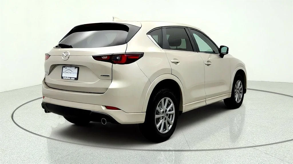 Used 2024 Platinum Quartz Metallic Mazda 2.5 S Select Package AWD image 5