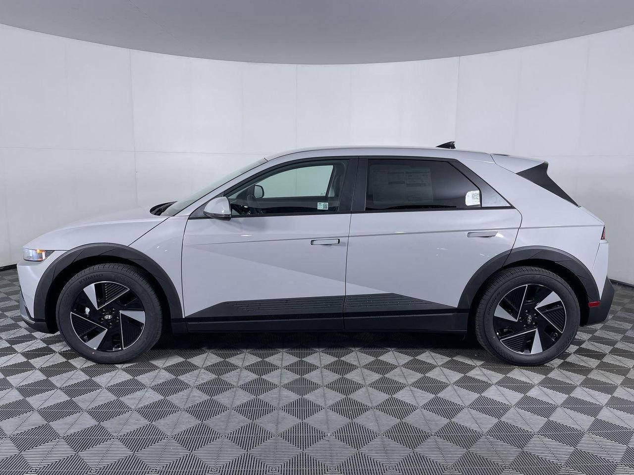New 2026 Cyber Gray Hyundai SEL image 8