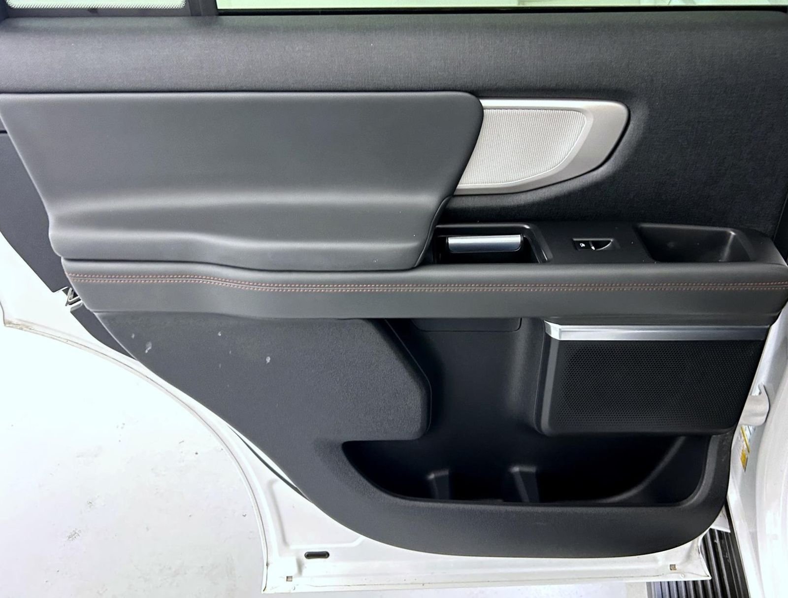 Used 2025 White Ford Active image 22