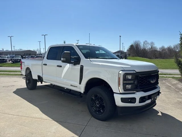 New 2026 Oxford White Ford F-250® XL image 34