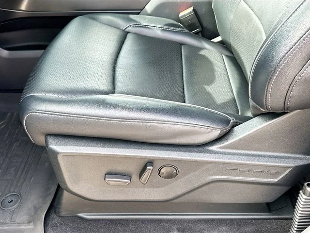 Used 2025 Blue Ford Lariat image 20