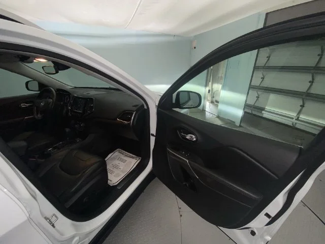Used 2021 White Jeep Limited image 25