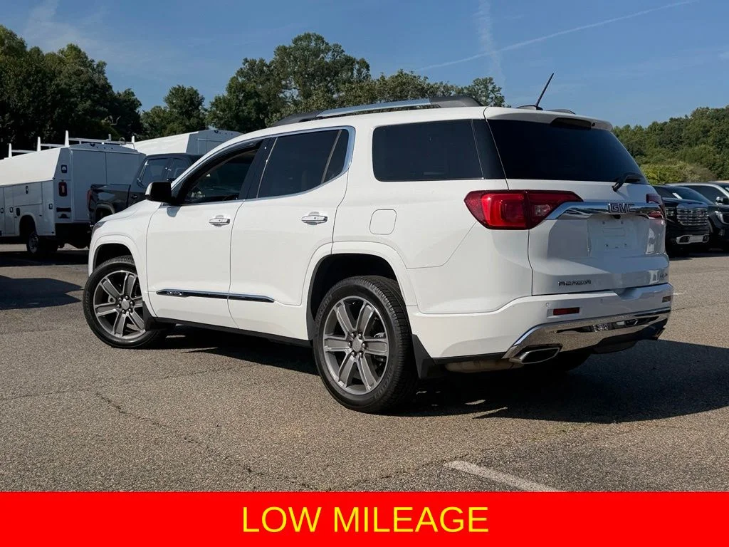 Used 2019 White GMC Denali image 3