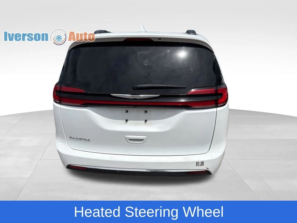 Used 2022 White Chrysler Touring L image 12