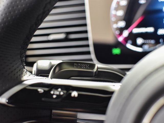 2025 Mercedes-Benz GLS AMG GLS 63 - Photo 81