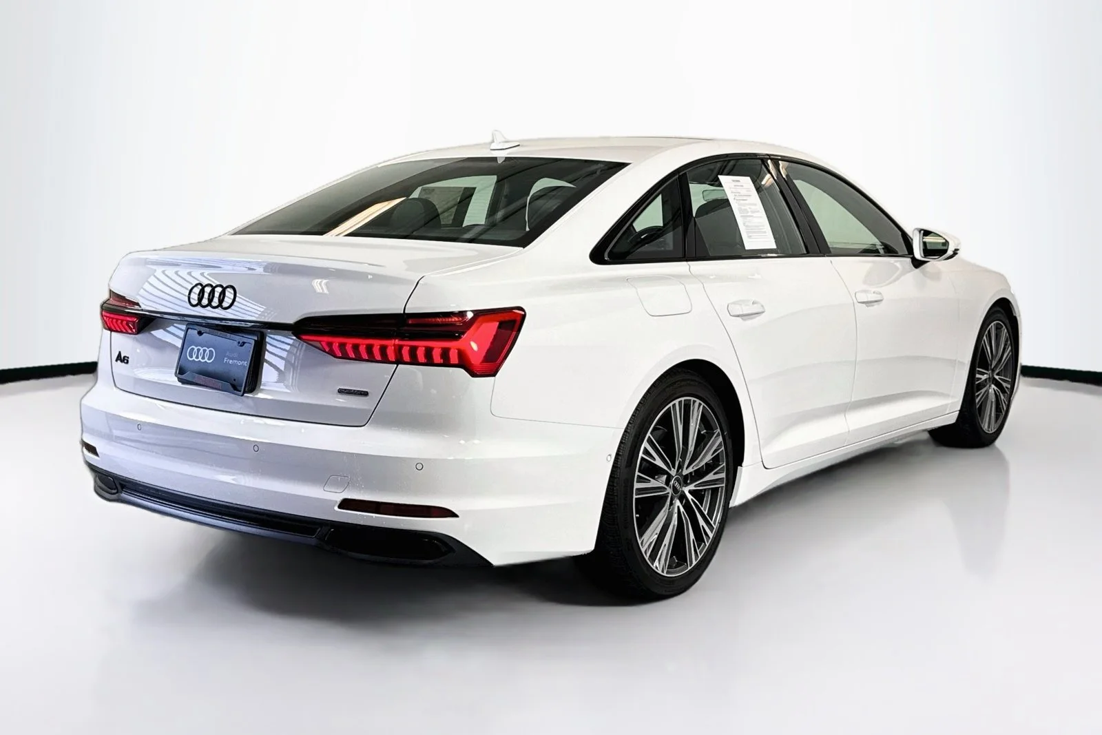Used 2023 Gray Audi Premium Plus image 5
