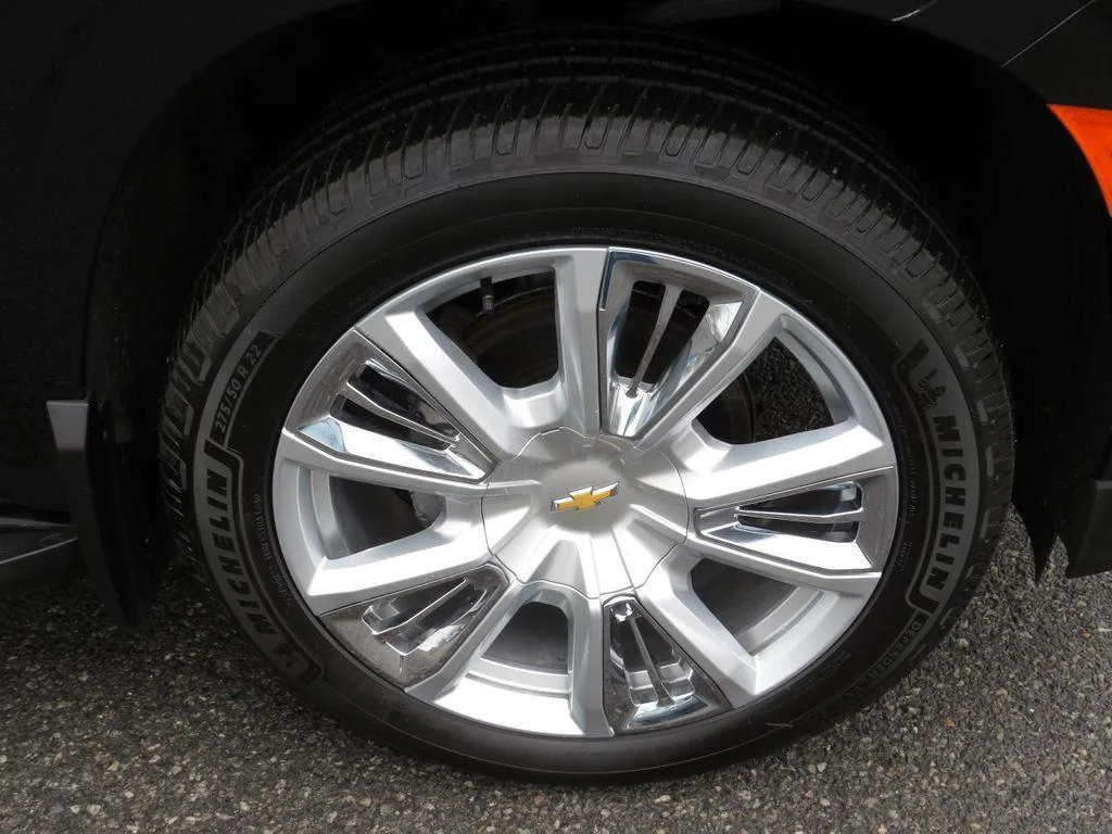 Used 2021 Black Chevrolet High Country image 16