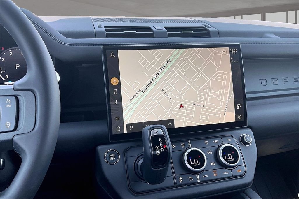 Used 2026 Green Land Rover S image 6