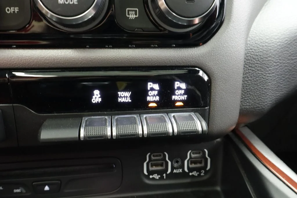 Certified Used 2019 Black Ram Rebel image 37