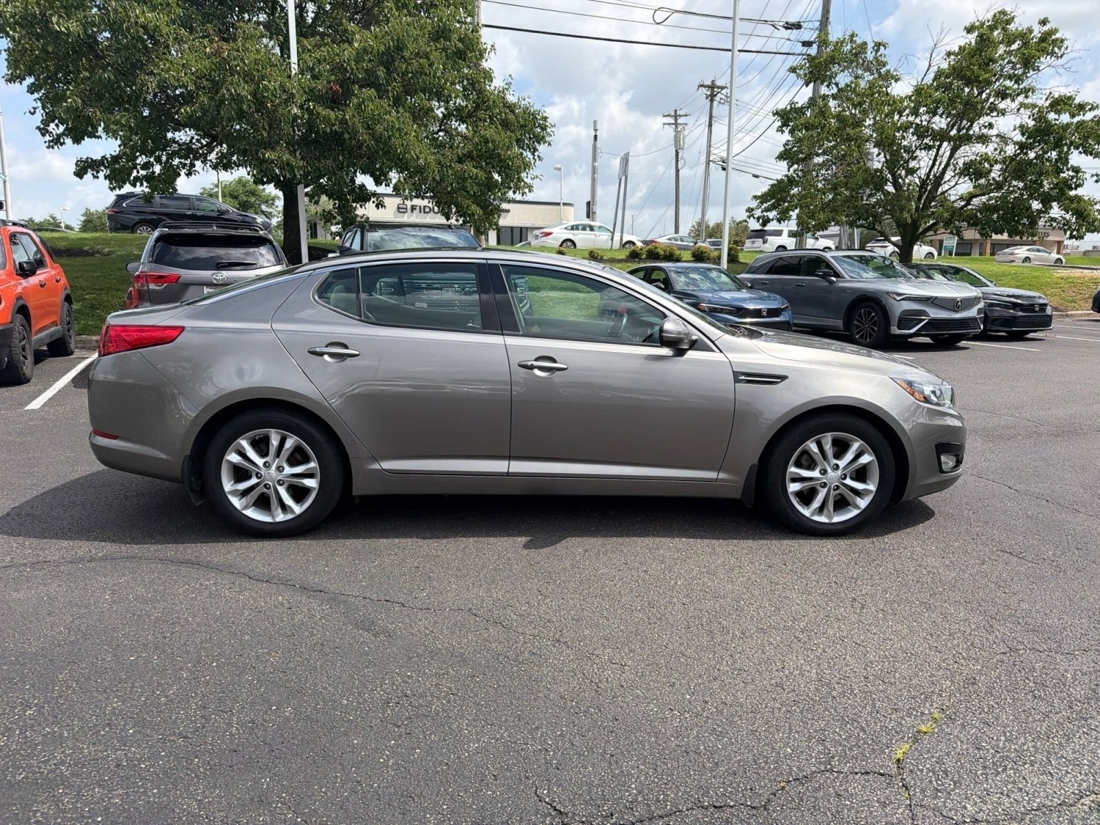 Used 2012 Titanium Metallic Kia EX image 22