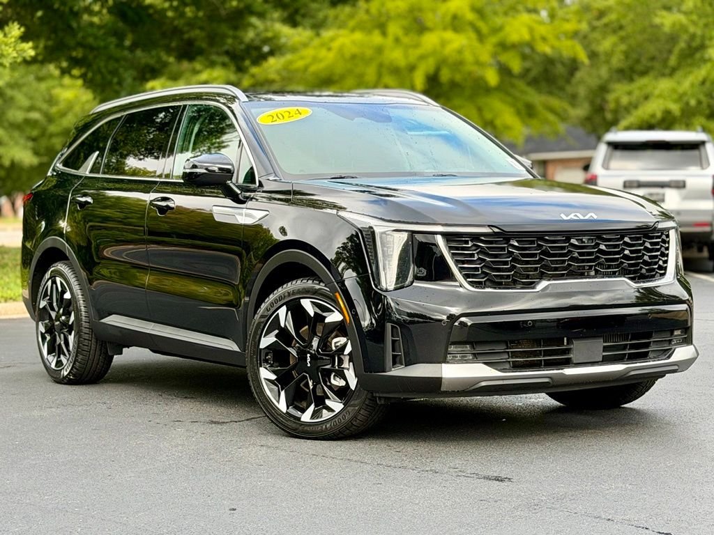 Used 2024 Black Kia SX image 2