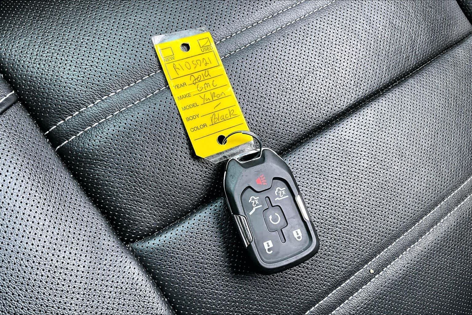 Used 2019 Onyx Black GMC Denali image 15