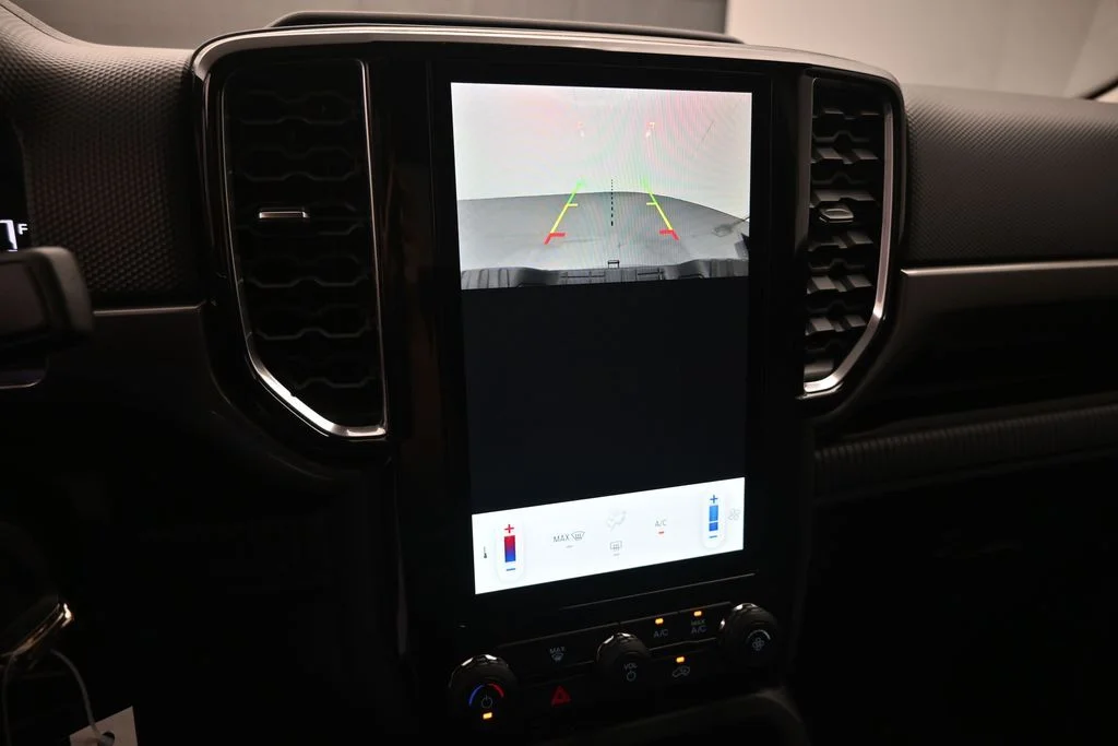 New 2026 Carbonized Gray Metallic Ford XLT image 13