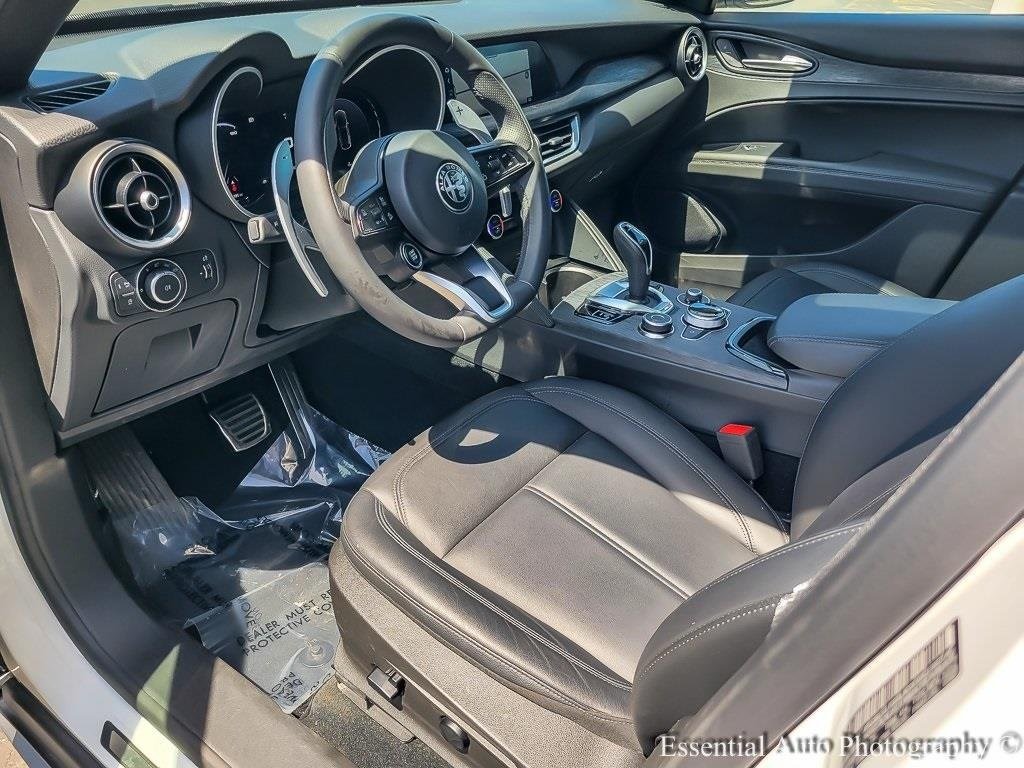 2024 ALFA ROMEO STELVIO - Image 9