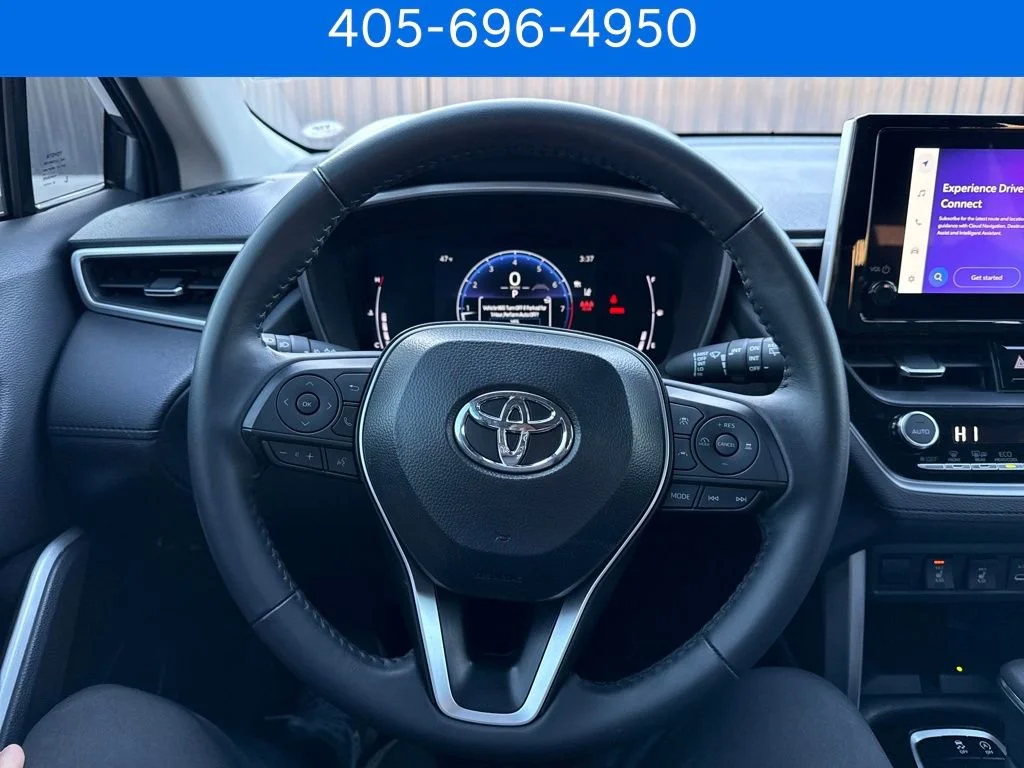 Pre-Owned 2025 Toyota Corolla Cross XLE