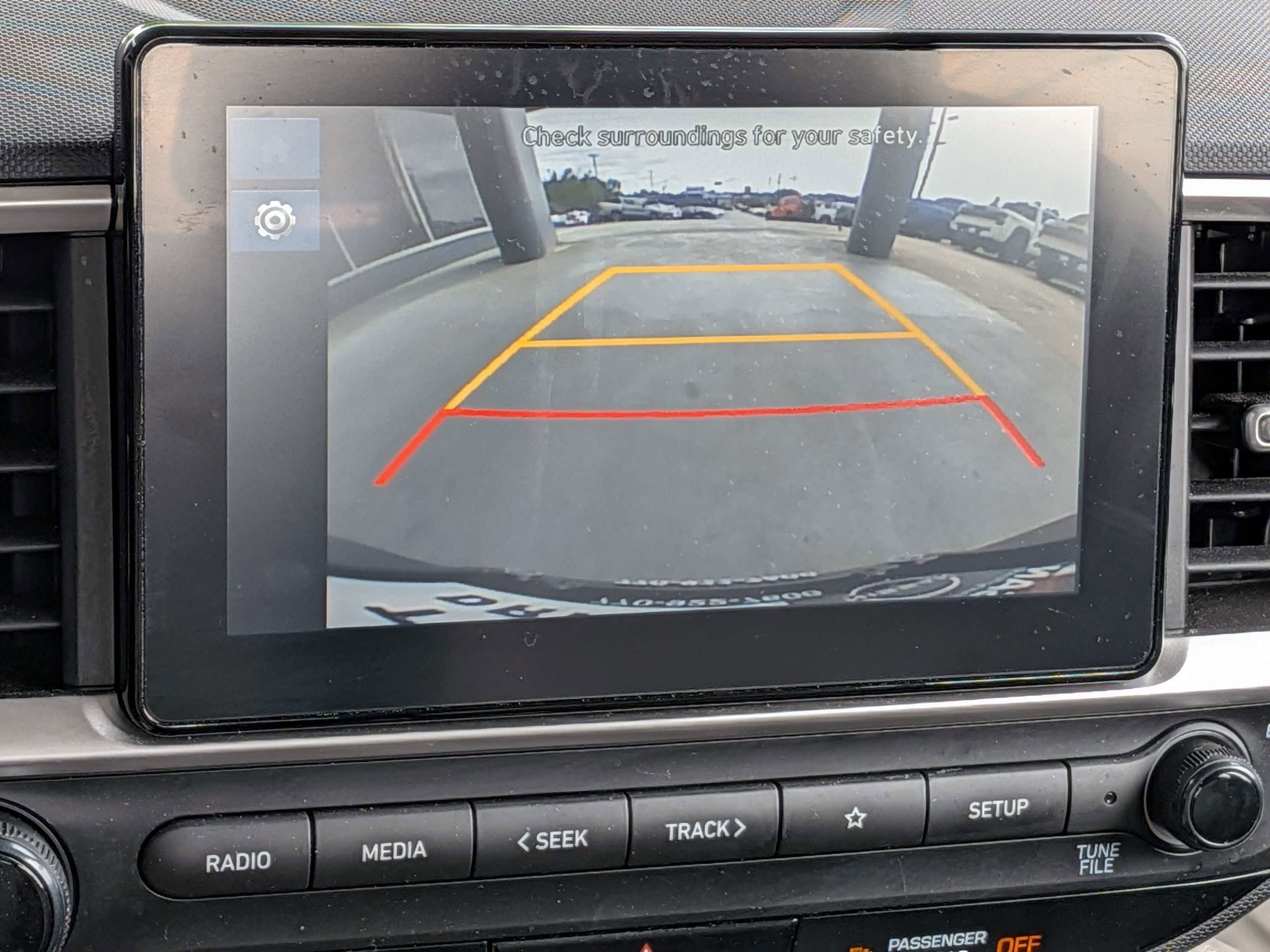 Used 2025 White Hyundai SEL image 19