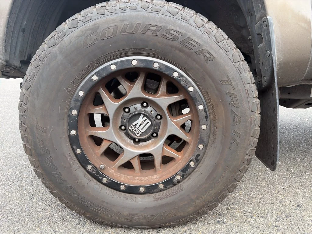Used 2013 Brown Toyota Base image 12