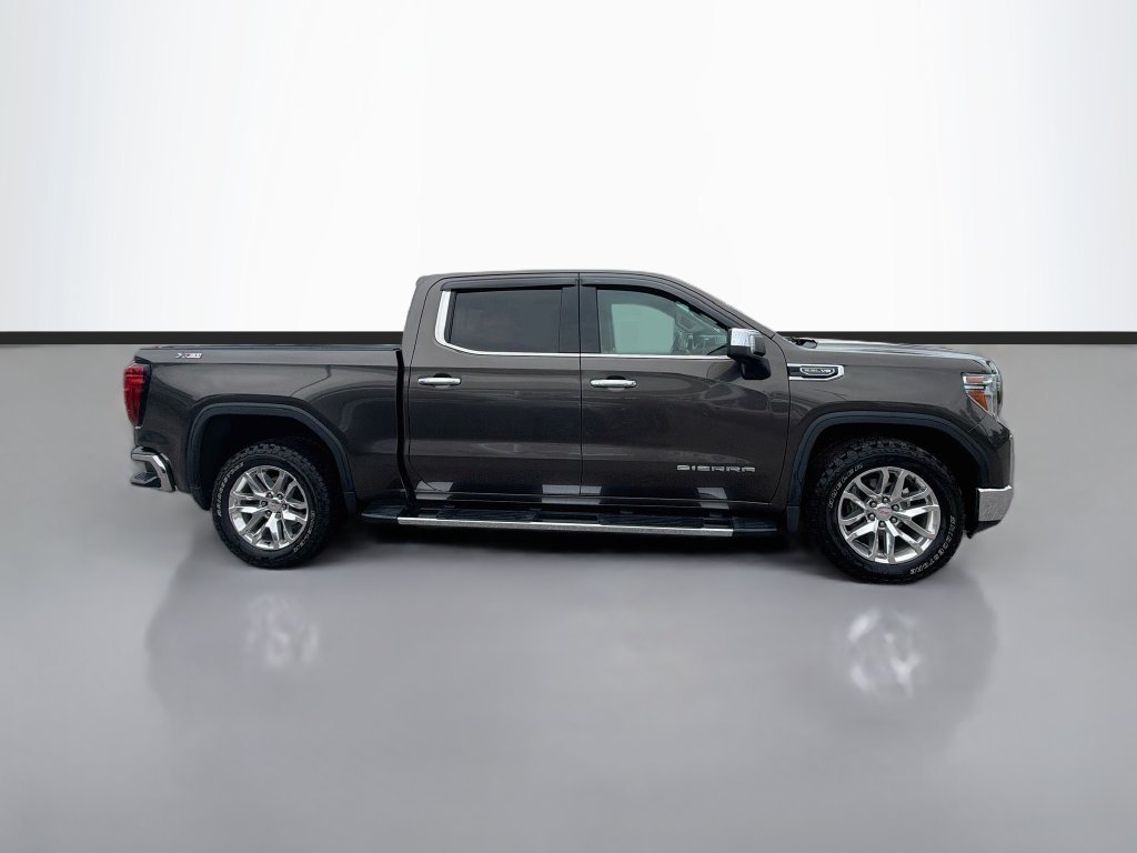Used 2019 Gray GMC SLT image 4