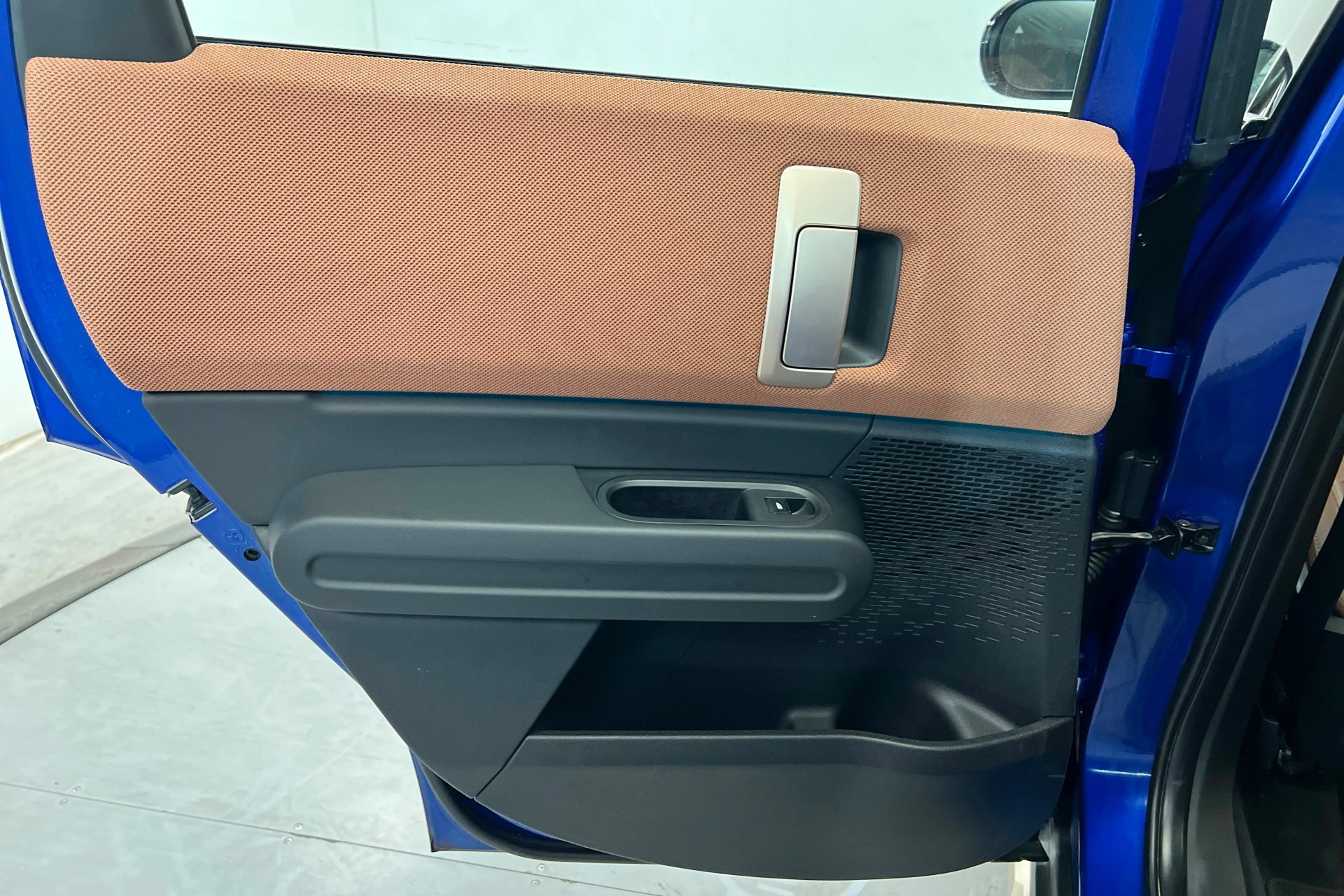 Used 2025 Blue MINI S image 19
