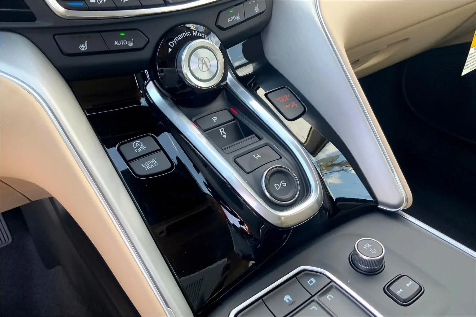2025 Acura TLX Technology Package - Photo 7