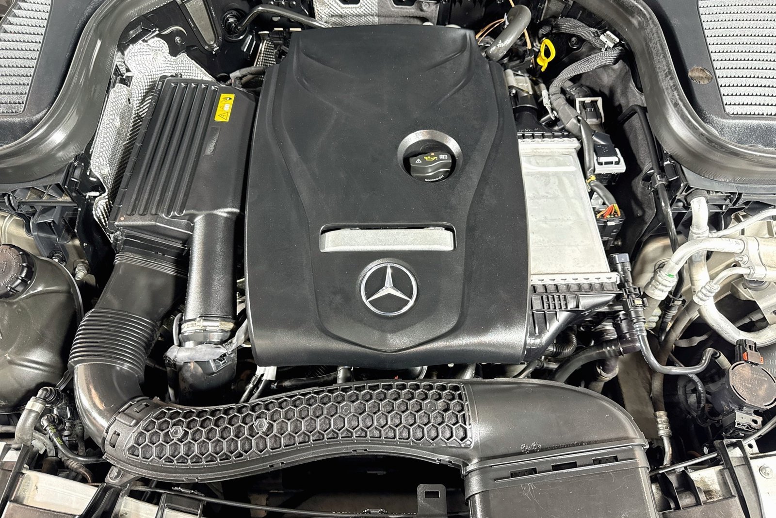 Used 2019 Mojave Silver Metallic Mercedes-Benz GLC 300 image 29