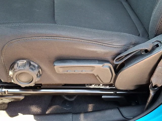 Used 2020 Teal Jeep Unlimited Sport S image 27
