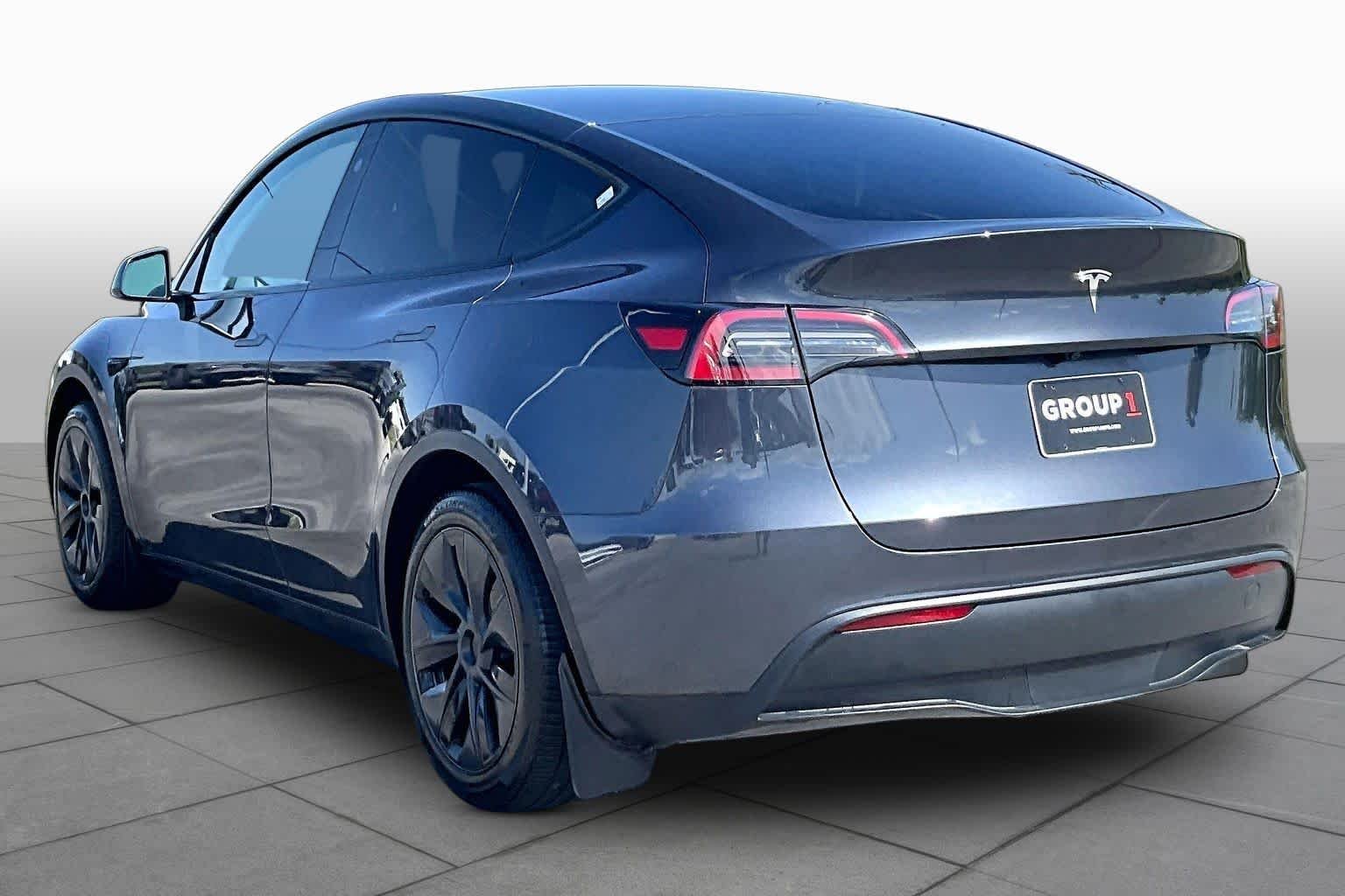 Used 2025 Stealth Grey Tesla Long Range image 10