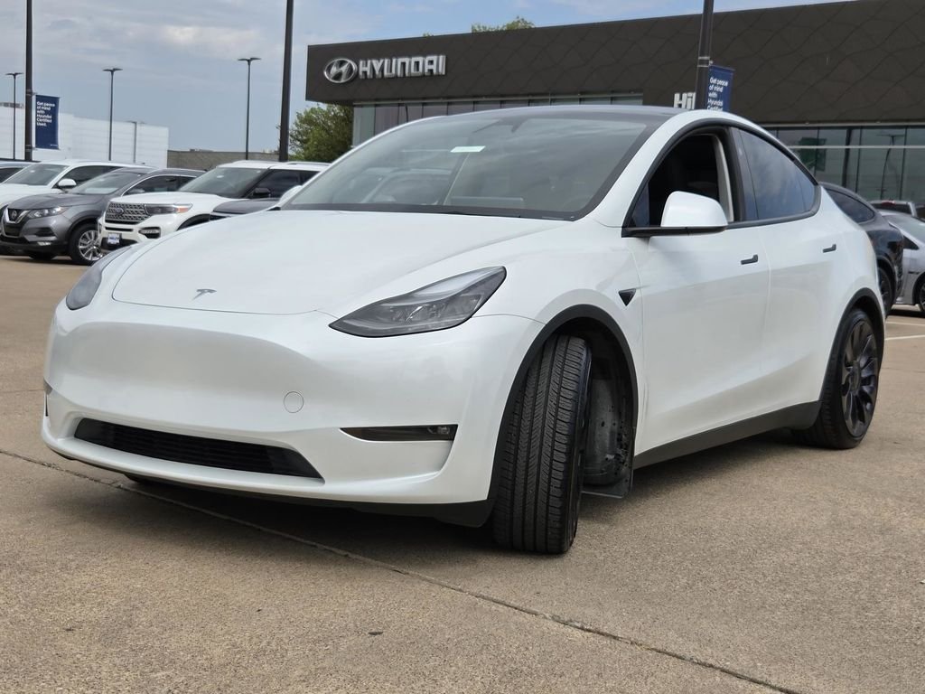 Used 2023 White Tesla Performance image 2