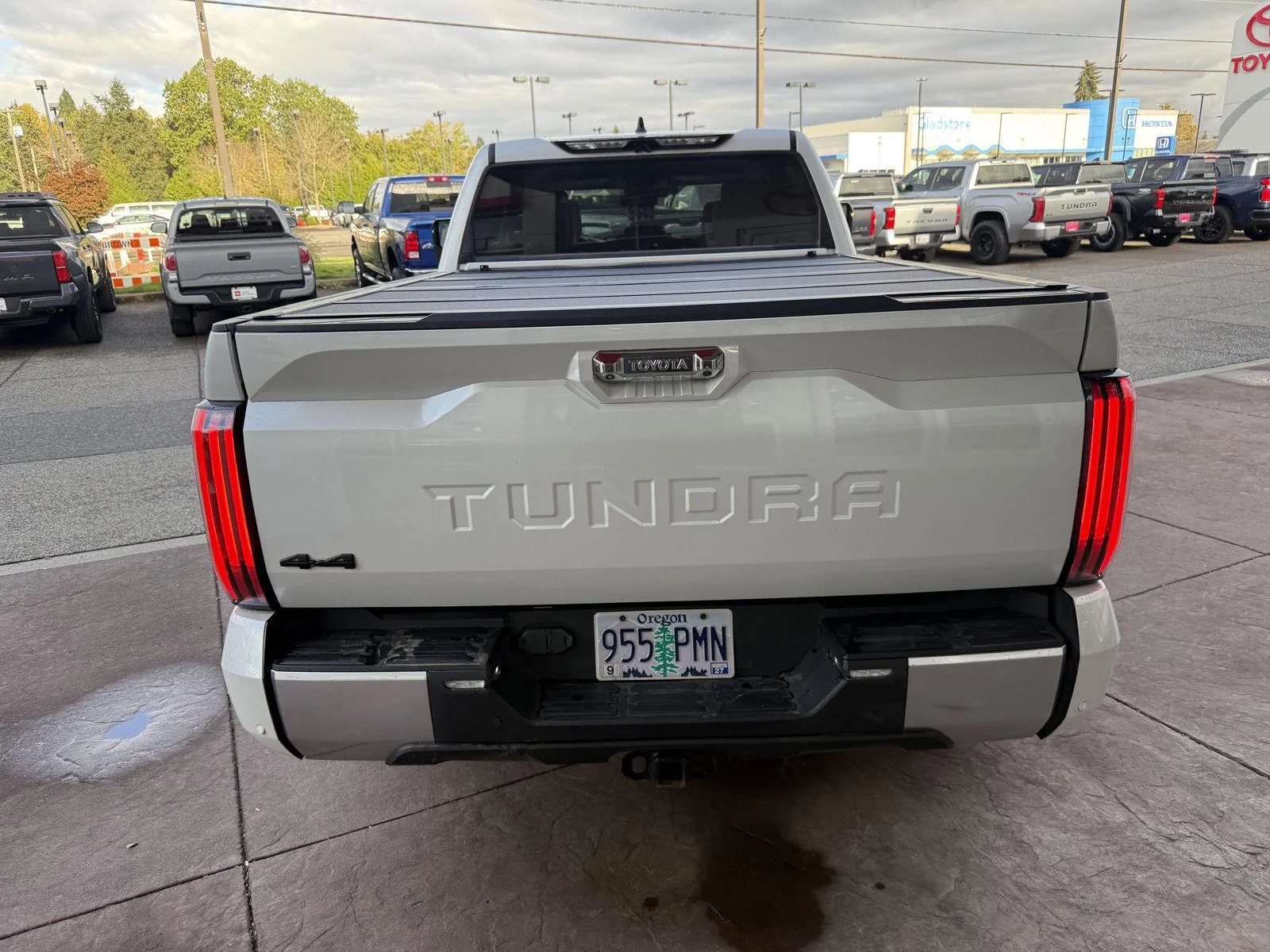 Used 2023 Wind Chill Pearl Toyota Limited image 5