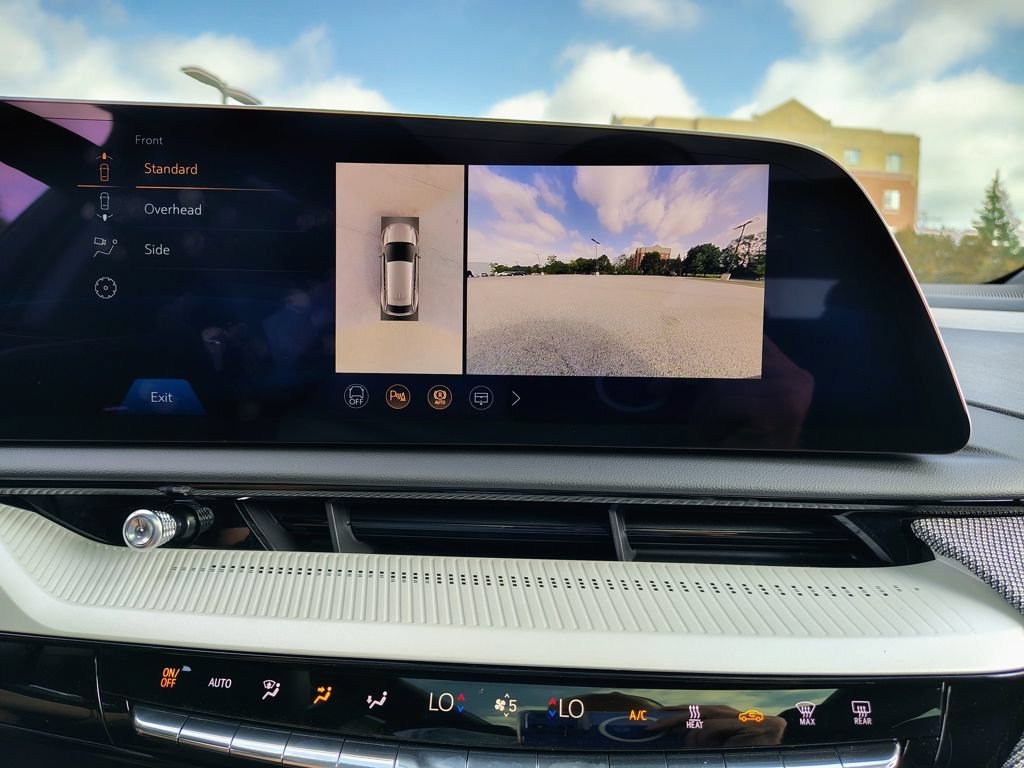 2027 Cadillac OPTIQ Premium Sport - Photo 34