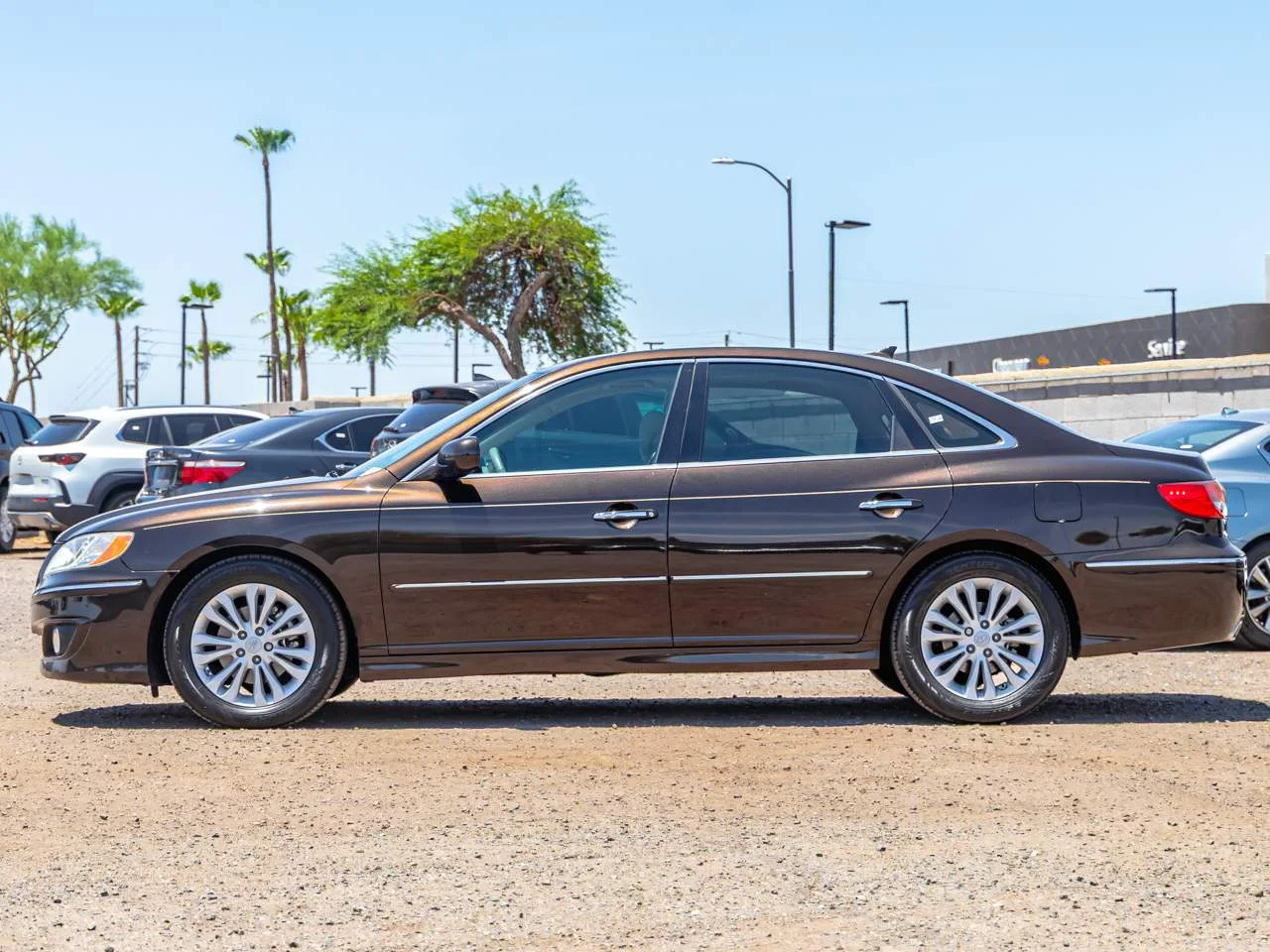 Used 2011 Hyundai Azera GLS with VIN KMHFC4DD9BA535553 for sale in Phoenix, AZ