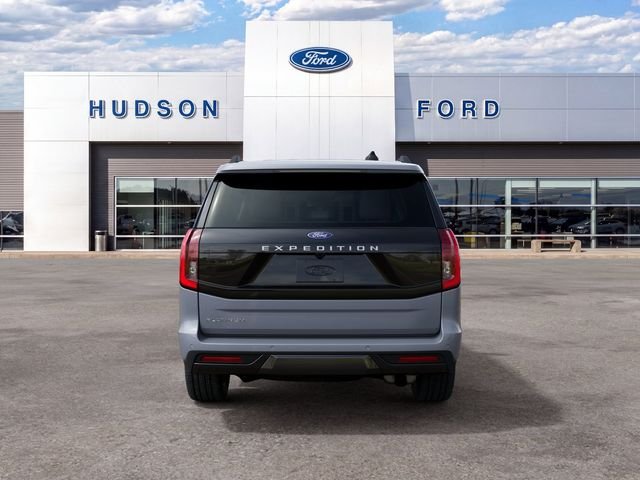 New 2027 Glacier Gray Metallic Tri-Coat Ford Platinum image 7