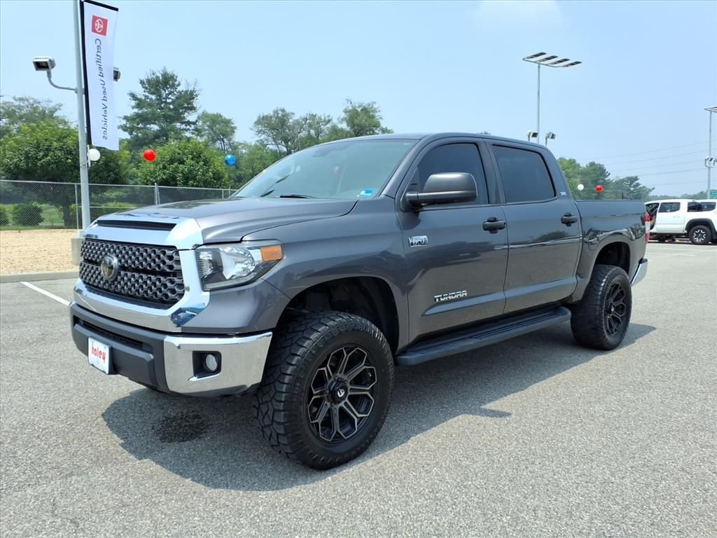 Used 2021 Gray Toyota SR5 image 9