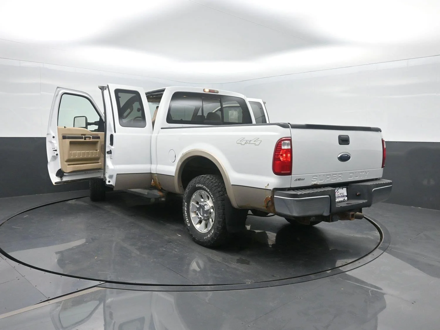 Used 2008 White Ford XL image 41