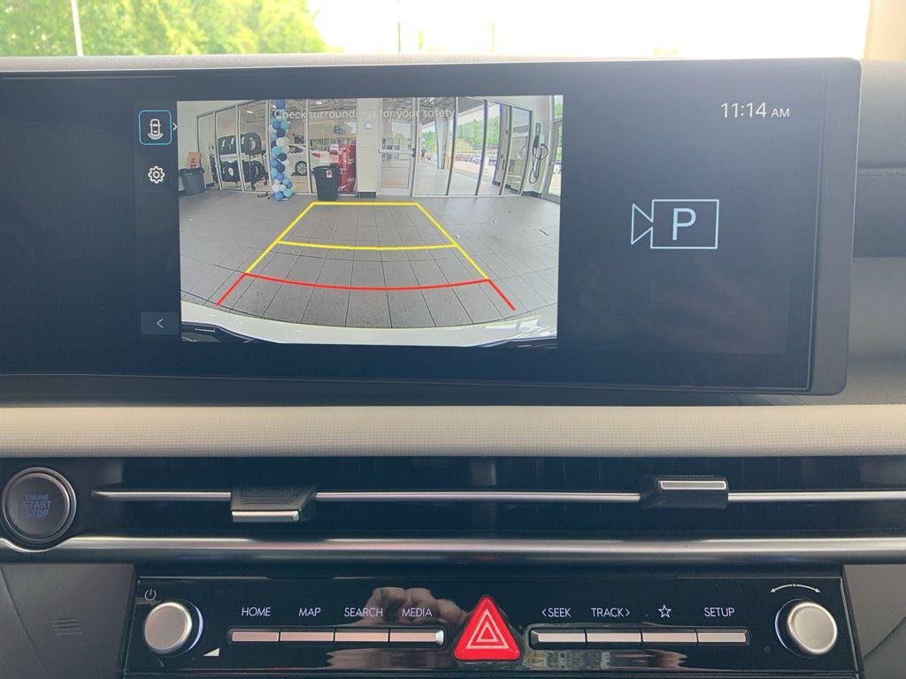 New 2026 White Hyundai SEL AWD image 7