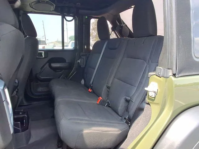 Used 2021 Green Jeep Sport Altitude 4x4 image 69