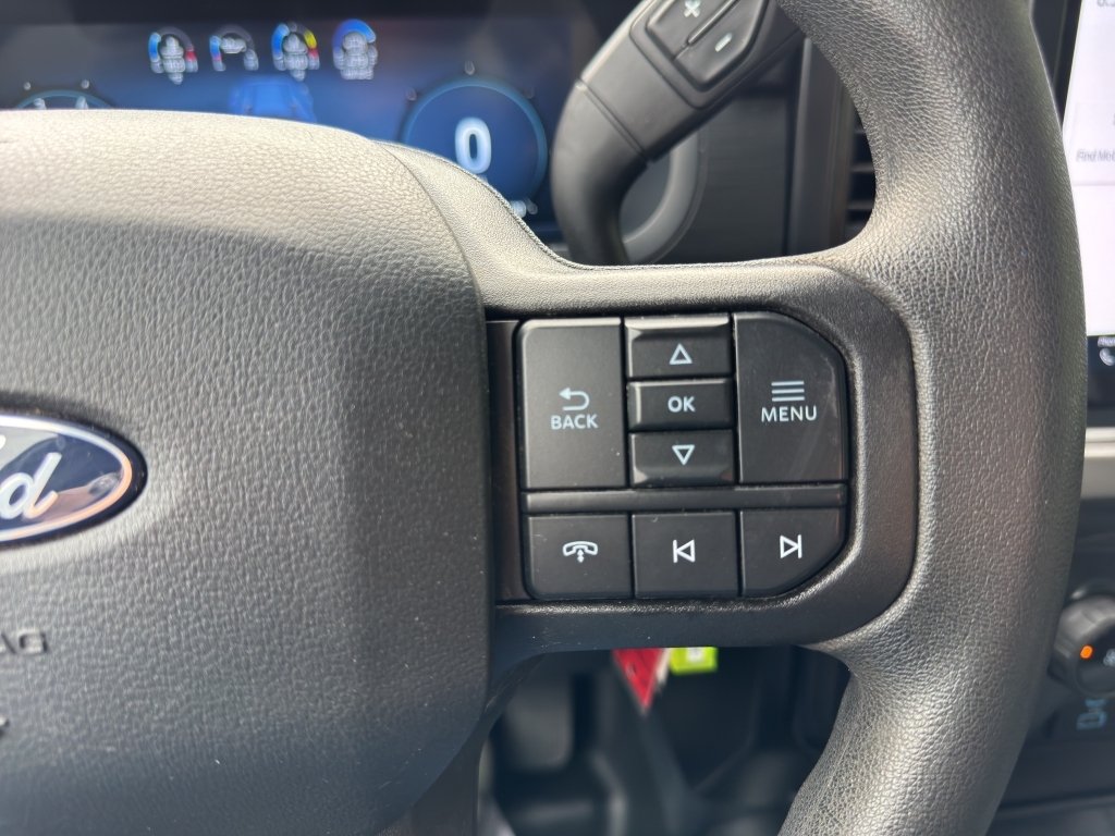 Used 2024 Oxford White Ford XL image 23