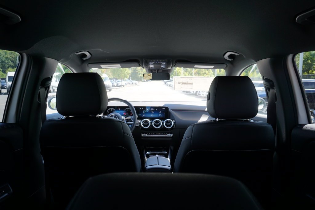 New 2026 Polar White Mercedes-Benz GLA 250 image 67