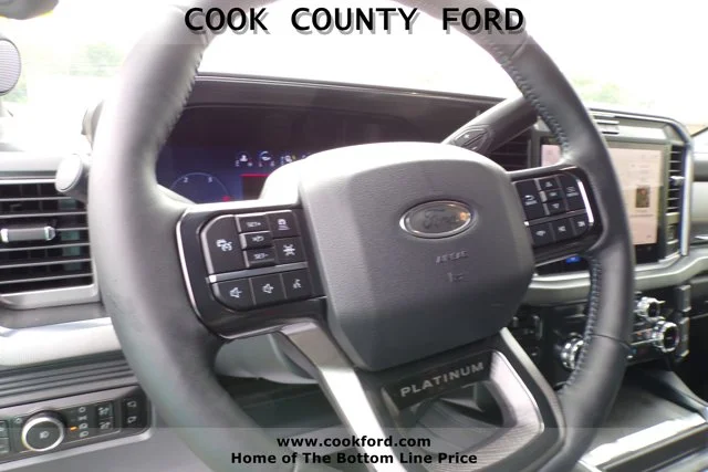 2025 Ford F-350 Super Duty Platinum - Photo 24