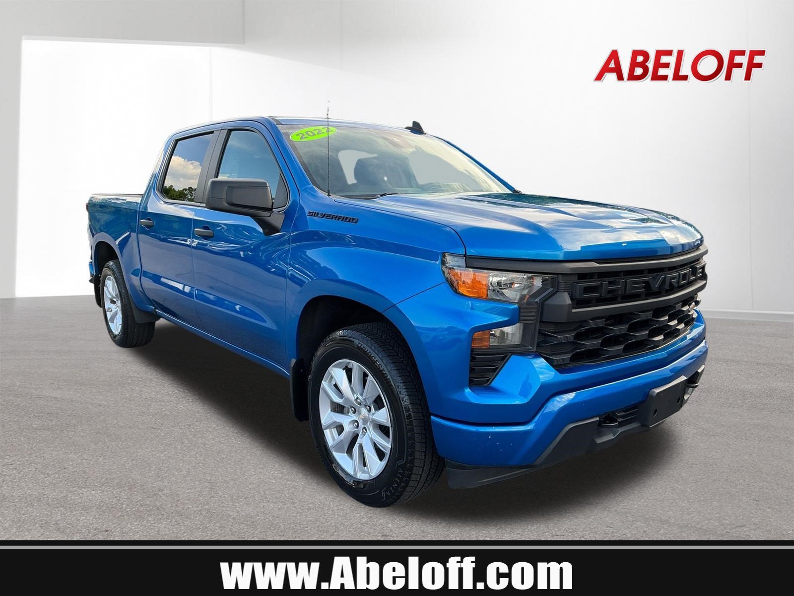 Used 2022 Glacier Blue Metallic Chevrolet Custom image 1