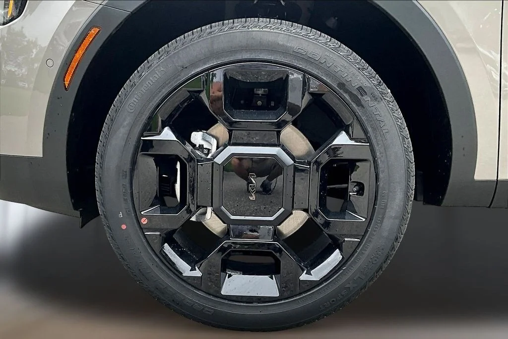 New 2026 Road Rider Brown Kia X-Line SX AWD image 13