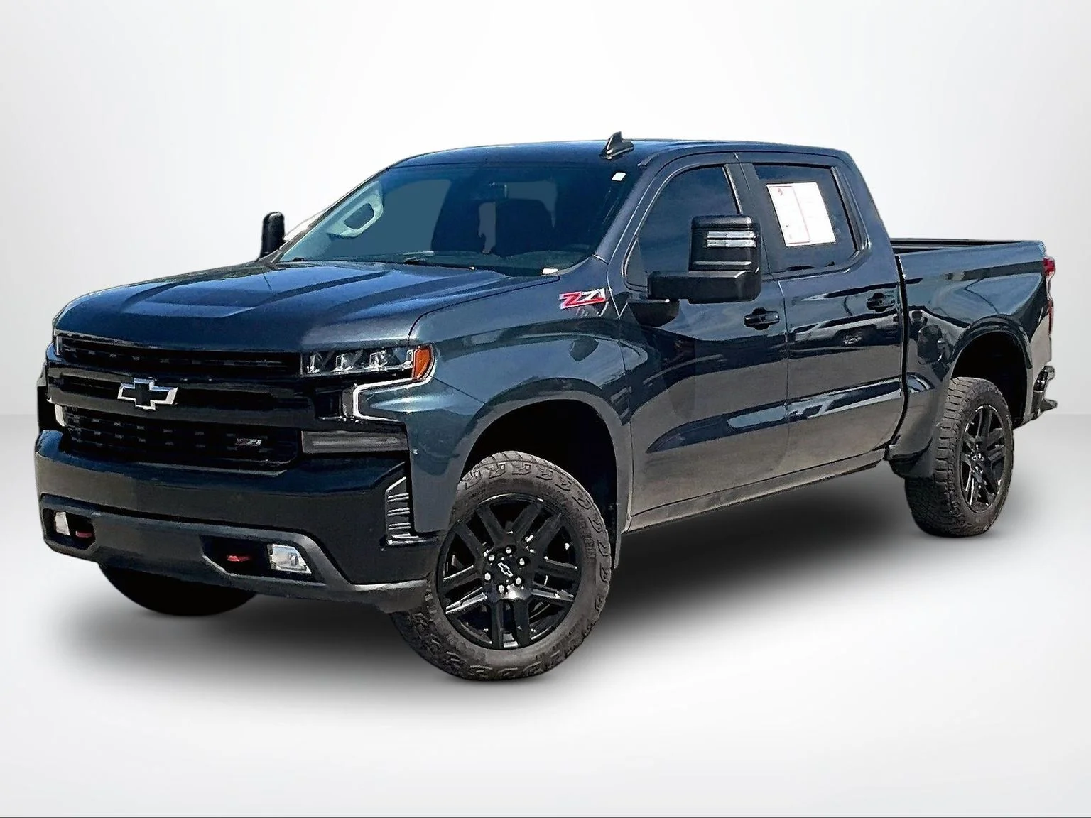 Used 2021 Gray Chevrolet LT Trail Boss image 2